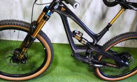 YT  CAPRA CARBON 29 FOX 36 X2 KASHIMA Enduro / Freeride / DH 29" használt ELADÓ
