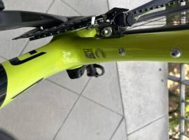 RAYMON Raceray 7.0 carbon Országúti Shimano 105 tárcsafék használt ELADÓ