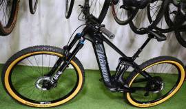 _EGYÉB THÖMUS CARBON eFULLY EP8 726Wh FOX 36 XT-4d Elektromos Mountain Bike 29" össztelós / fully Shimano használt ELADÓ