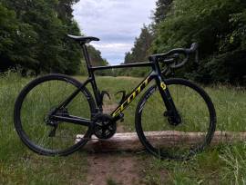 SCOTT Addict RC Pro Országúti Shimano Dura Ace tárcsafék használt ELADÓ