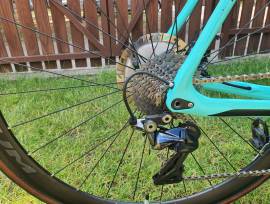 BIANCHI Infinito CV 59cm Dura Ace/Ultegra Országúti Shimano Dura Ace tárcsafék használt ELADÓ
