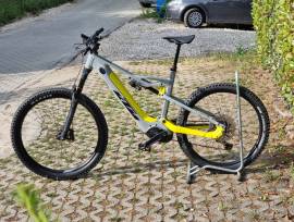 KTM Újsz. KTM fully Ebike Bosch CX4gen Smart 750Wh FOX Elektromos Mountain Bike 29" elöl 27.5" hátul (Mullet) össztelós / fully Bosch Shimano Deore XT használt ELADÓ