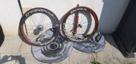 Campagnolo Bora Ultra Two kerészett Campagnolo Bora Ultra Two Országúti / Gravel / Triatlon Alkatrész, Országúti  Kerék / Felni / Gumi 700c (622) használt ELADÓ