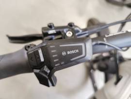 GHOST E-Teru B Universal EQ Elektromos Trekking/cross 25 km/h Bosch 601-700 Wh nem használt ELADÓ