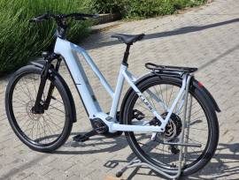 CUBE Új TOP CUBE ebike Bosch CX 5gen 100nm 800Wh LÉGRUG Elektromos Trekking/cross 25 km/h Bosch 700 + Wh nem használt ELADÓ