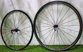AKCIÓS 250e KP! FULL CSÚCS CAMPAGNOLO HYPERON ULTRA CARBON 1.350gr! HYPERON ULTRA CARBON Országúti / Gravel / Triatlon Alkatrész, Országúti  Kerék / Felni / Gumi használt ELADÓ