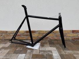 BLB Viper 55ös fixi vázszett _Other BLB Viper Road Bike & Gravel Bike & Triathlon Bike Component, Road Bike & Gravel Bike & Frames / Forks aluminium carbon 28" used For Sale