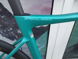 BIANCHI BIANCHI SPECIALISSIMA PRO Ultegra Di2 12sp (55) Országúti Shimano Ultegra Di2 tárcsafék új / garanciával ELADÓ