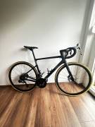 CANNONDALE SuperSix Evo  Road bike Shimano 105 Di2 disc brake used For Sale