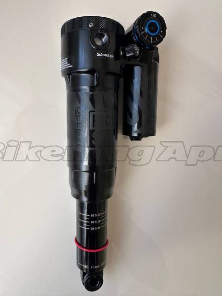 ROCKSHOX SUPER DELUXE ULTIMATE hátsó rugóstag ÚJ Mountain Bike Alkatrész, MTB Villa / Rugóstag rugóstag 29" 180 mm felett nem használt ELADÓ