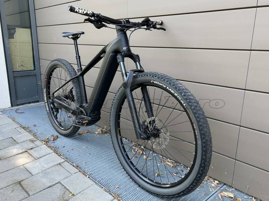 CUBE 2025 REACTION HYBRID 800Wh Bosch 5gen 100Nm Elektromos Mountain Bike 29" elöl teleszkópos Bosch Shimano Deore XT használt ELADÓ