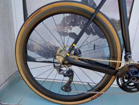 VOTEC VOTEC VRC Carbon GRX 810 Carbon kerék ( 57 ) Gravel / CX Shimano GRX disc brake new with guarantee For Sale