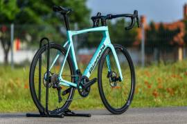 BIANCHI Specialissima Ultegra Di2  Országúti Shimano Ultegra Di2 tárcsafék használt ELADÓ