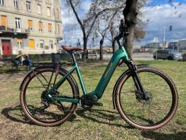 HERCULES Edison  Elektromos Trekking/cross 25 km/h Shimano 601-700 Wh nem használt ELADÓ
