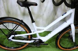 SPECIALIZED TURBO COMO SL agyváltó Elektromos Trekking/cross 25 km/h _Más gyártó használt ELADÓ