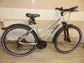 KTM Life Comp női trekking,hidr.fék,megkímélt,46cm Trekking/cross disc brake used For Sale