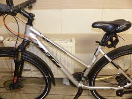 KTM Life Comp női trekking,hidr.fék,megkímélt,46cm Trekking/cross tárcsafék használt ELADÓ