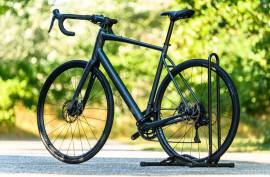 TREK Domane AL2 2024 Országúti Shimano Claris használt ELADÓ