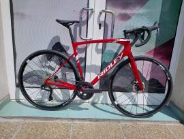 RIDLEY Fenix Carbon,Ultegra 8100 Di2 (M ) ( 0 km AKCIÓS) Road bike Shimano Ultegra Di2 disc brake new with guarantee For Sale