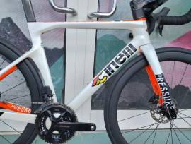 CINELLI Presure Carbon 105 DI2, (S 50) ( 0 km Teszt kerékp Road bike Shimano 105 Di2 disc brake new with guarantee For Sale