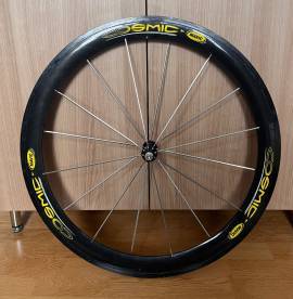 Mavic Cosmic Carbone első kerék Mavic Cosmic Carbone Országúti / Gravel / Triatlon Alkatrész, Országúti  Kerék / Felni / Gumi 700c (622) használt ELADÓ