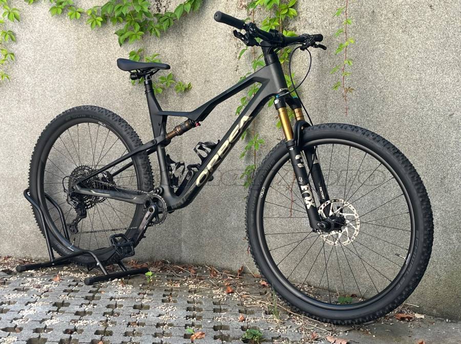 ORBEA OIZ M10, Full karbon, 2024 Mountain Bike 29" össztelós / fully Shimano Deore XT használt ELADÓ