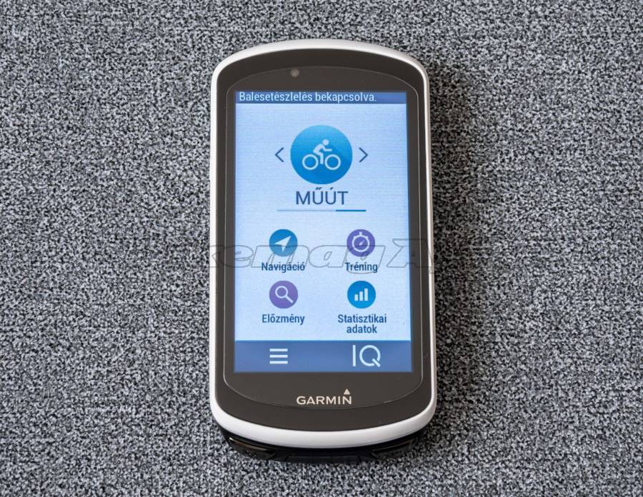 GARMIN EDGE 1030 GPS Computer, extrákkal, karcmentes, keveset használt GARMIN EDGE 1030 Computers / GPS / Cameras used For Sale