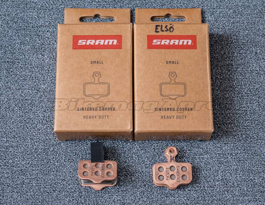 SRAM Sintered/Steel DISC fékbetétek (2 pár-4db) SRAM Sintered/Steel DISC Országúti / Gravel / Triatlon Alkatrész, Országúti Fék / Fékváltókar mechanikus SRAM Rival eTap AXS használt ELADÓ
