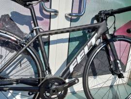 FELT Felt F Series Carbon SRAM RED (44) ( Új) Országúti SRAM Red patkófék új / garanciával ELADÓ