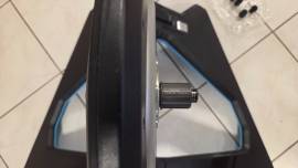 Eladó használt Tacx Neo 2T okosgörgő Tacx Neo 2T Görgő / Spinning direkt Igen Igen használt ELADÓ