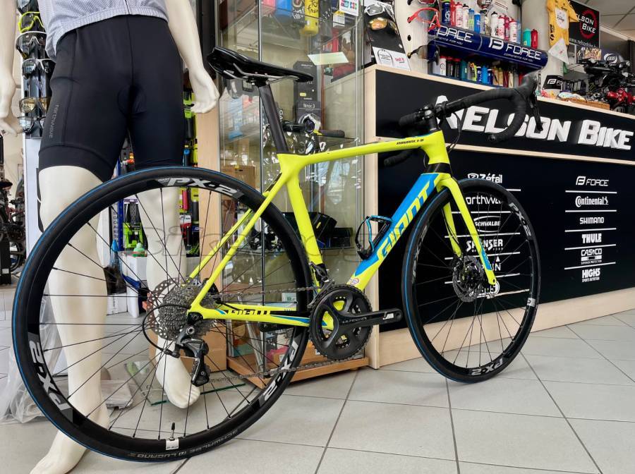 GIANT TCR Advanced 1 Disc Országúti Shimano Ultegra tárcsafék használt ELADÓ