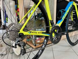 GIANT TCR Advanced 1 Disc Országúti Shimano Ultegra tárcsafék használt ELADÓ