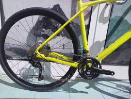 MERIDA  MERIDA SILEX 400 ( L)  (800 km futott) Gravel / CX Shimano GRX disc brake new / not used For Sale