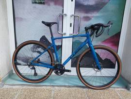CUBE NUROAD RACE GRX 600/810 (M ) ( Alig használt) Gravel / CX Shimano GRX tárcsafék nem használt ELADÓ