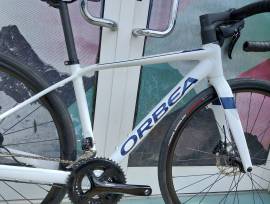 ORBEA Orbea AVANT H30 105  (47 ) ( Alig használt) Országúti Shimano 105 tárcsafék nem használt ELADÓ