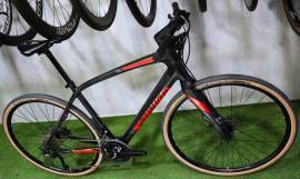 SPECIALIZED SIRRUS CARBON DISC Road bike disc brake new / not used For Sale