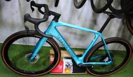 BIANCHI IMPULSO RC CARBON SRAM RED AXS XPLR 1x13 0km 2025 Gravel / CX disc brake new / not used For Sale