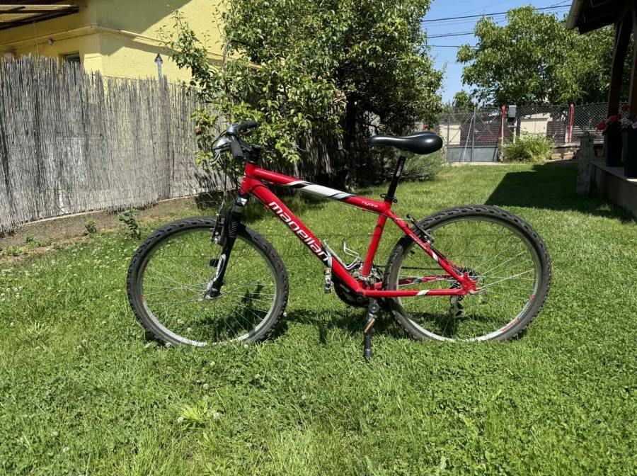 MAGELLAN Hidra Mountain Bike 26" elöl teleszkópos használt ELADÓ