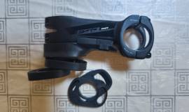 FSA NS SMR Rejtett kábelezésű stucni 90mm  Merida Reacto FSA NS SMR stucni    90mm hosszú   vadi új  Road Bike & Gravel Bike & Triathlon Bike Component, Road Bike Handlebars / Stems / Grips new / not used For Sale