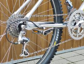 GT Avalanche Mountain Bike 26" front suspension used For Sale