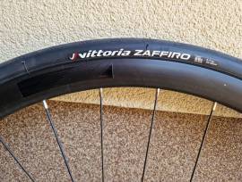 Újszerű Orbea/Shimano országúti disc kerékszett Orbea Országúti / Gravel / Triatlon Alkatrész, Országúti  Kerék / Felni / Gumi 700c (622) használt ELADÓ