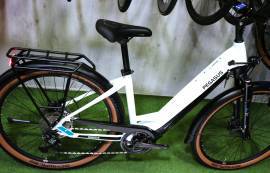 PEGASUS BOSCH CX 85Nm KIOX AIR 46 Elektromos Trekking/cross 25 km/h Bosch nem használt ELADÓ