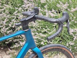 CUBE új 2025 TOP Nuroad GRAVEL Minden karbon GRXdi 2*12 Gravel / CX Shimano GRX Di2 tárcsafék nem használt ELADÓ