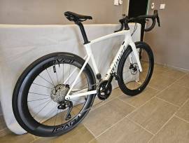 SPECIALIZED Roubaix SL8 (2024) Road bike Shimano 105 Di2 disc brake used For Sale