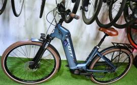 SCOTT SUB Bosch ejtett mélyvázas Elektromos Trekking/cross 25 km/h Bosch használt ELADÓ
