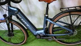 SCOTT SUB Bosch ejtett mélyvázas Elektromos Trekking/cross 25 km/h Bosch használt ELADÓ