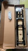 RockShox Boxxer Ultimate 27,5“ ÚJ RockShox Boxxer Ultimate 27,5” Mountain Bike Alkatrész, MTB Villa / Rugóstag villa 27.5" (650b) 180 mm felett nem használt ELADÓ