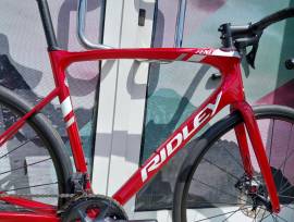 RIDLEY Fenix Carbon,Ultegra 8100 Di2 (M ) ( 0 km AKCIÓS)  Országúti Shimano Ultegra Di2 tárcsafék új / garanciával ELADÓ
