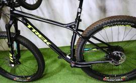 TREK STATCHE 9 29+ HARDTAIL AIR 4d ÚJ 0km M/L Mountain Bike 29" front suspension new / not used For Sale