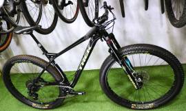 TREK STATCHE 9 29+ HARDTAIL AIR 4d ÚJ 0km M/L Mountain Bike 29" front suspension new / not used For Sale
